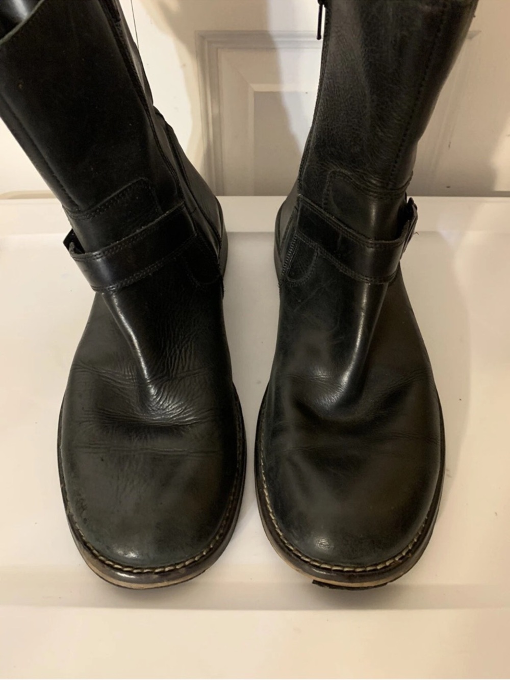 Red Tape Men's Sz 10.5 Salisbury Buckle Black Leather Side Zip Ankle Biker Boots - Picture 2 of 9